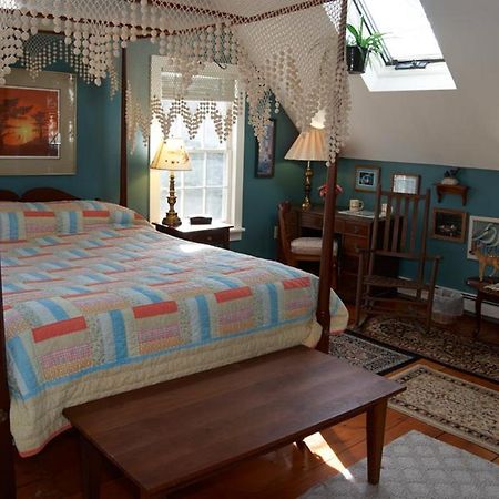 היאניס פורט Simmons Homestead Inn מראה חיצוני תמונה