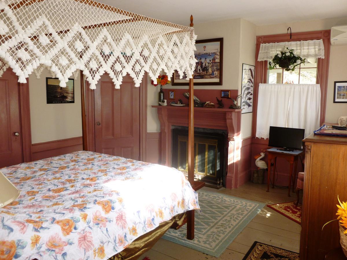 היאניס פורט Simmons Homestead Inn מראה חיצוני תמונה